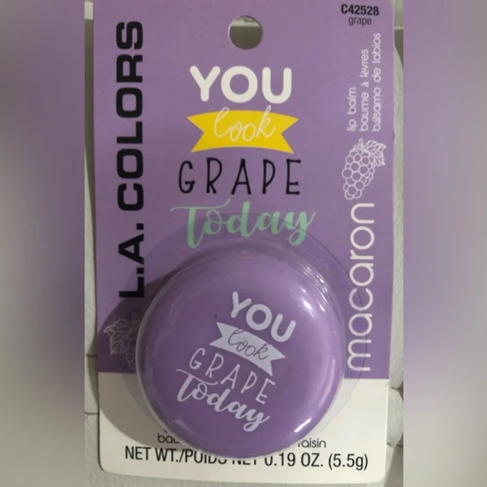 2pack‎ grape and mint scented delicious lip balm macarons new FREE